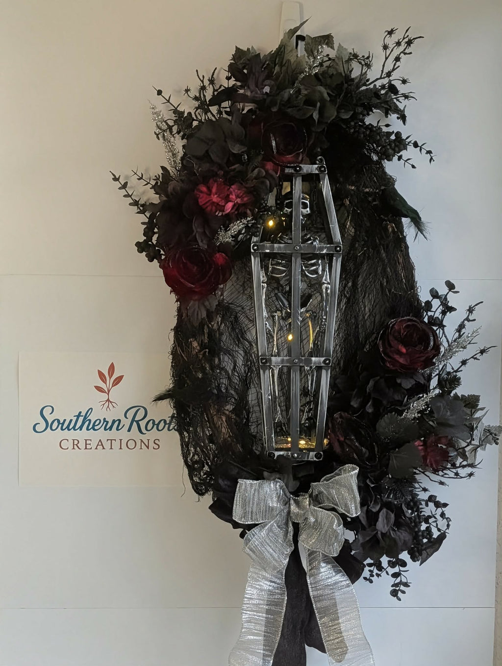 Lighted Gothic Skeleton Coffin Halloween Wreath – Black & Burgundy Spooky Door Decor